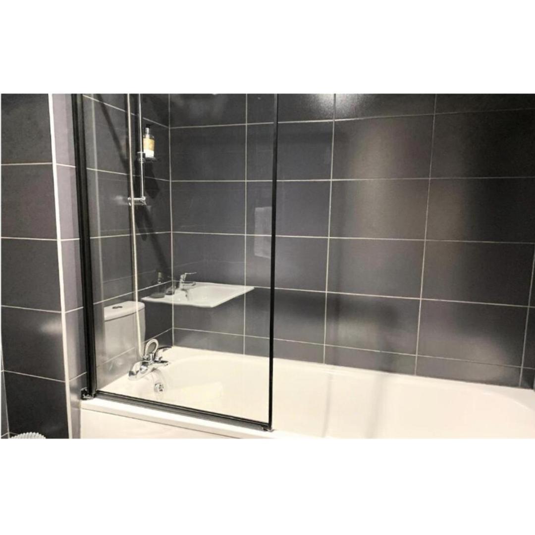 Stunning Stay 6 Minutes From Nec And Birmingham Airport Solihull Eksteriør billede